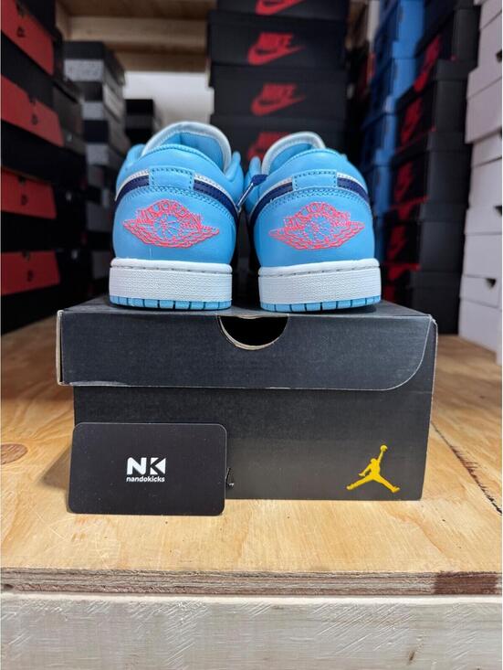 Air Jordan 1 Low \'Blue Chill\' 553558-149 Men size 9.5 main image 5